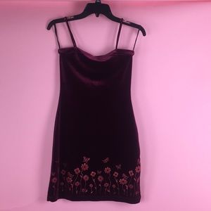 90s velvet dress| Rachel from friends inspired